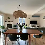 Holiday home With Large Terrace In Tisvildeleje