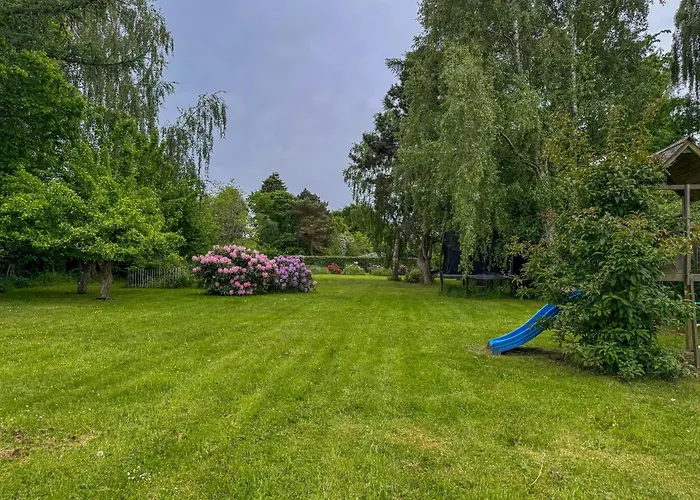 Nyaraló With Large Terrace In *